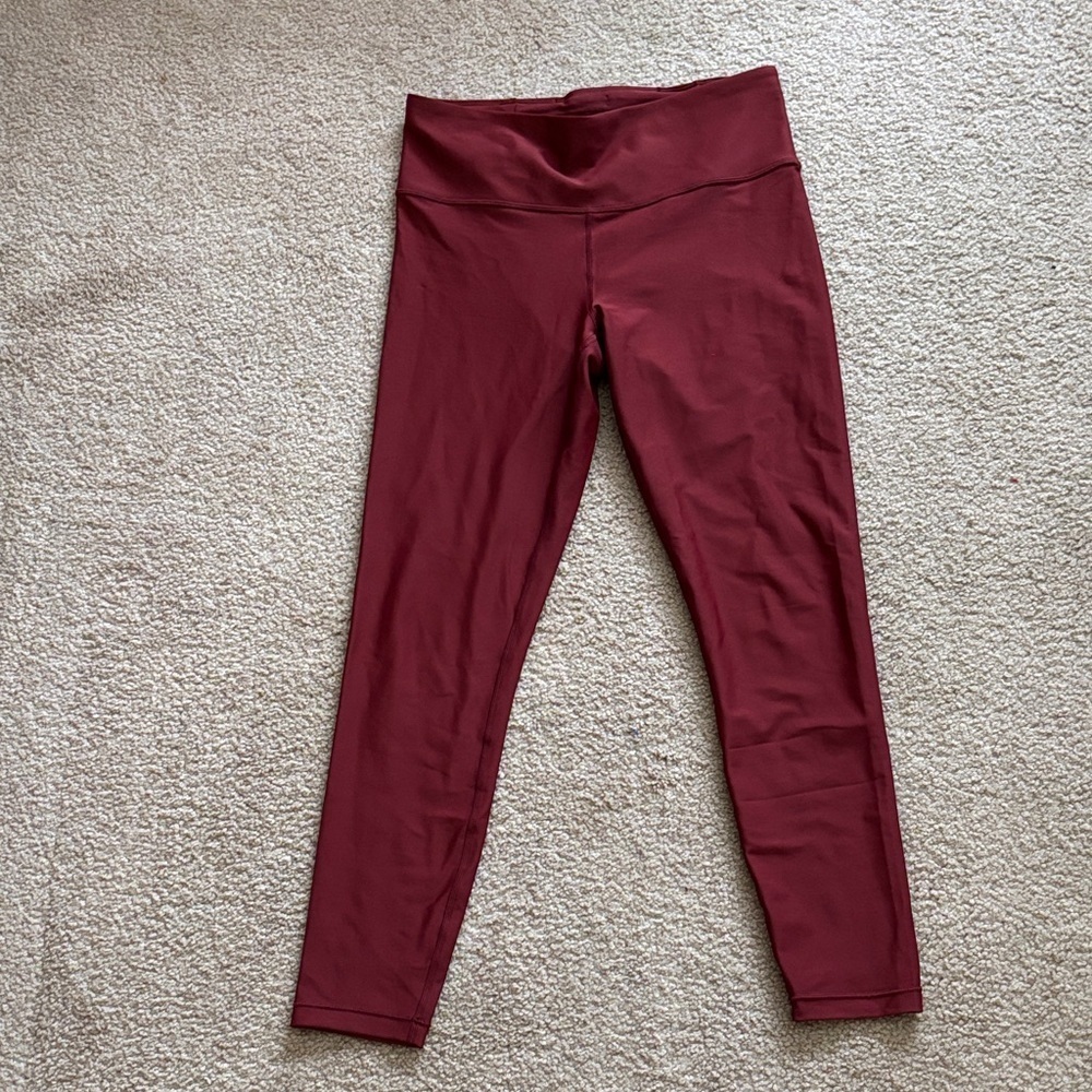 Athleta Women’s Burgundy Interval Tight Leggings size medium